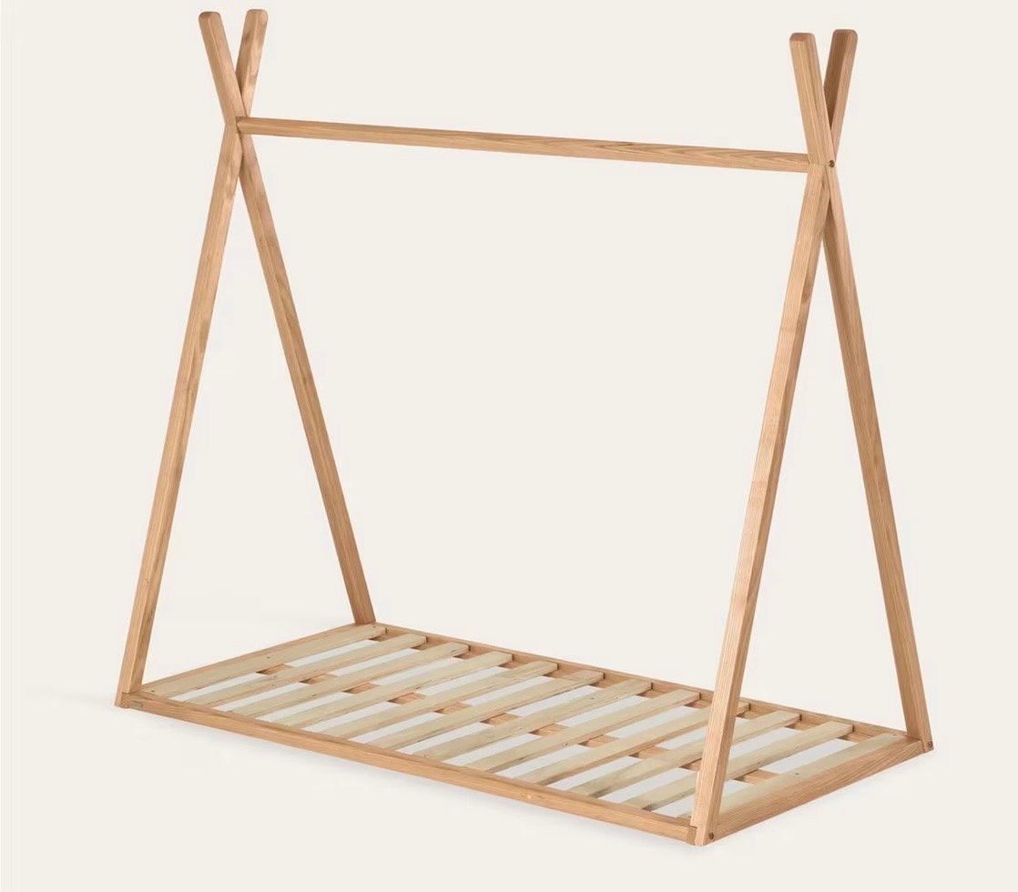 Tipi bedframe 90x200 cm - zo goed als nieuw, Ophalen, 85 tot 100 cm, Zo goed als nieuw, Lattenbodem