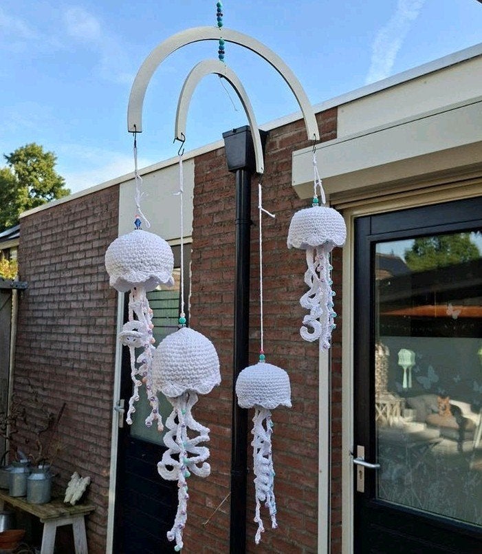 Mobiele met gehaakte jellyfish / kwallen, Ophalen of Verzenden, Zo goed als nieuw, Jongen of Meisje