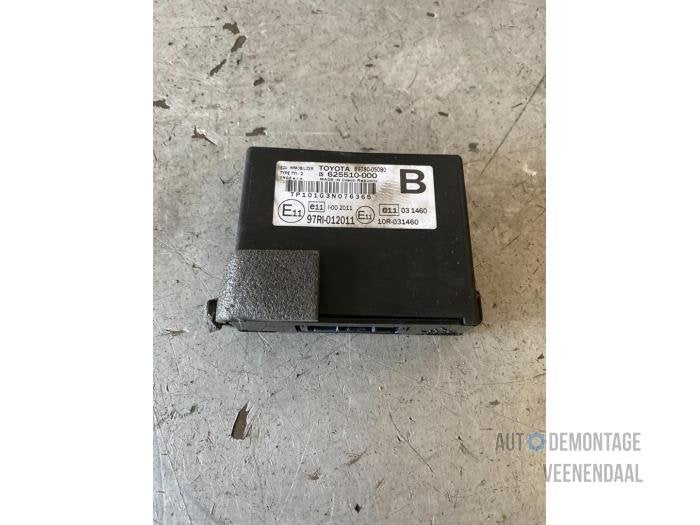 Kontaktslot + computer van een Toyota Avensis, Gebruikt, -, -, Ophalen of Verzenden