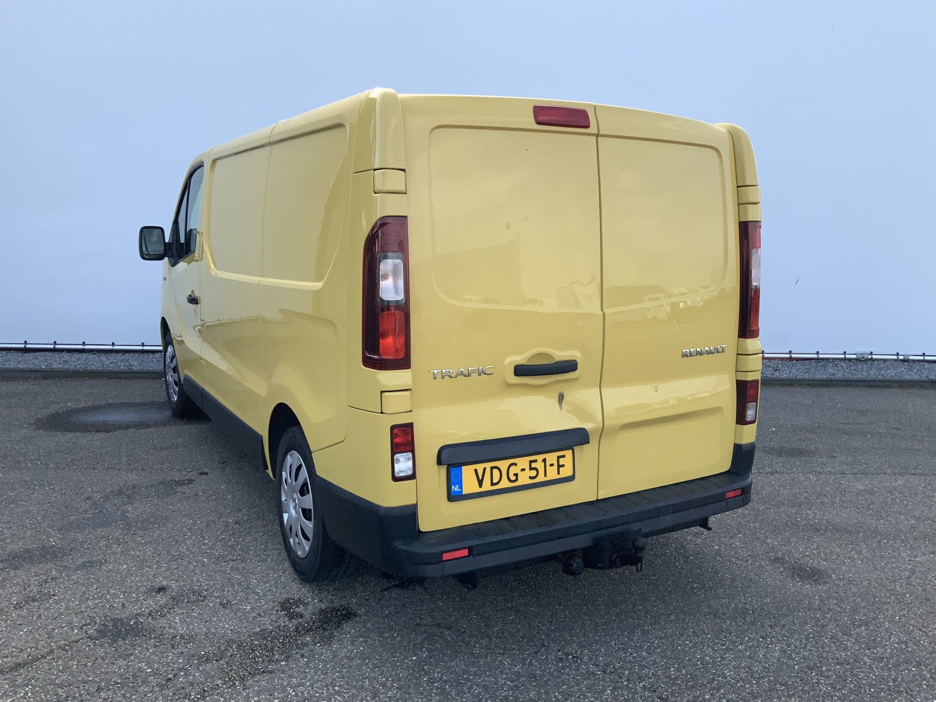 Renault Trafic 1.6 DCI T27 L1H1 Airco Cruise 3 Zits Trekhaak, Voorwielaandrijving, Gebruikt, Euro 6, Renault