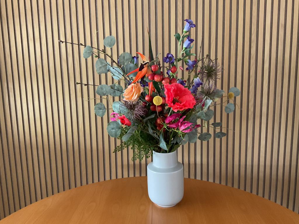 Prachtig zijdebloemen boeket incl. vaas, Ophalen, Zo goed als nieuw