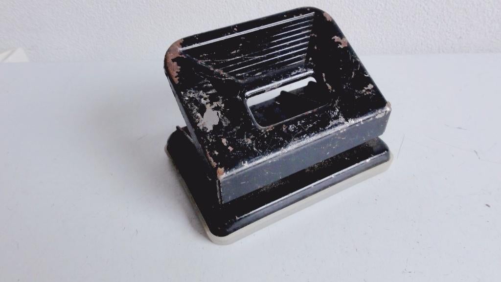 Oude perforator, zwart metaal, Ophalen of Verzenden