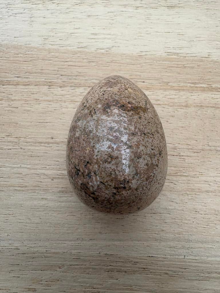 Granieten ei - Decoratief gepolijst graniet, Ophalen of Verzenden, Mineraal