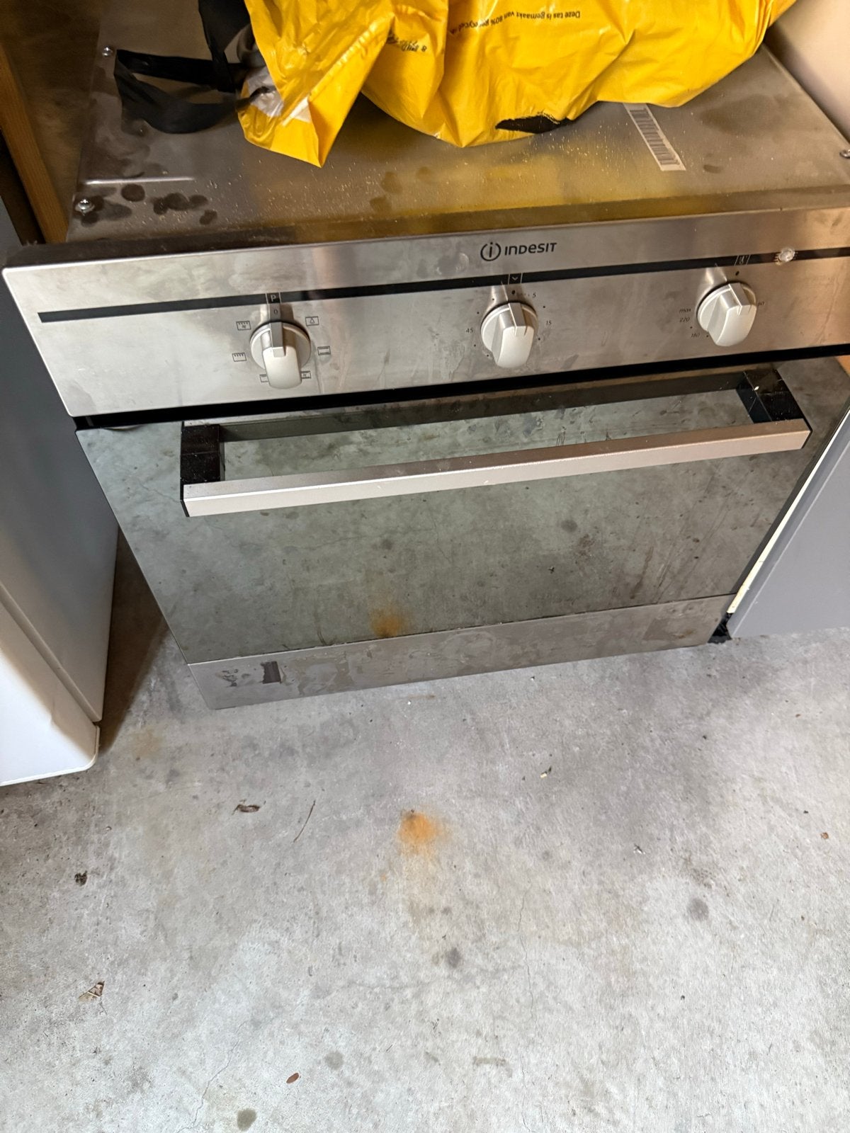 Goed werkende Indesit inbouwoven - moet schoongemaakt worden, Witgoed en Apparatuur, Ovens, Ophalen, Gebruikt, Oven, Indesit