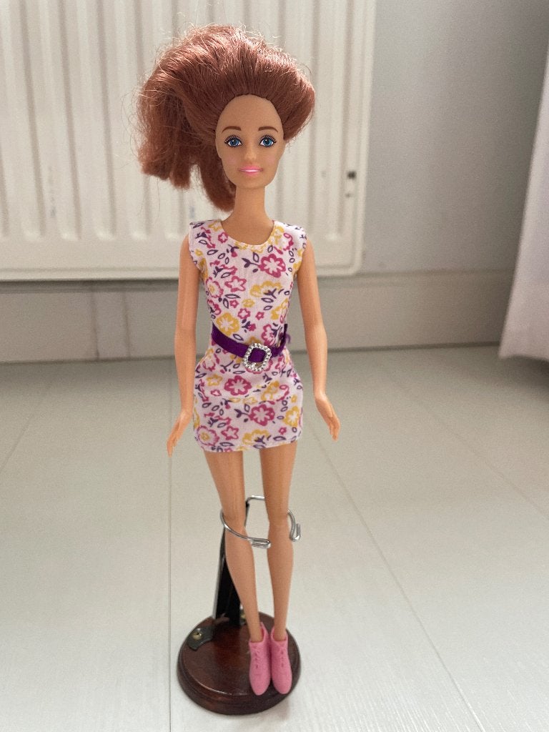 Anlily Barbie pop, Verzamelen, Poppen, Ophalen of Verzenden, Zo goed als nieuw, Pop