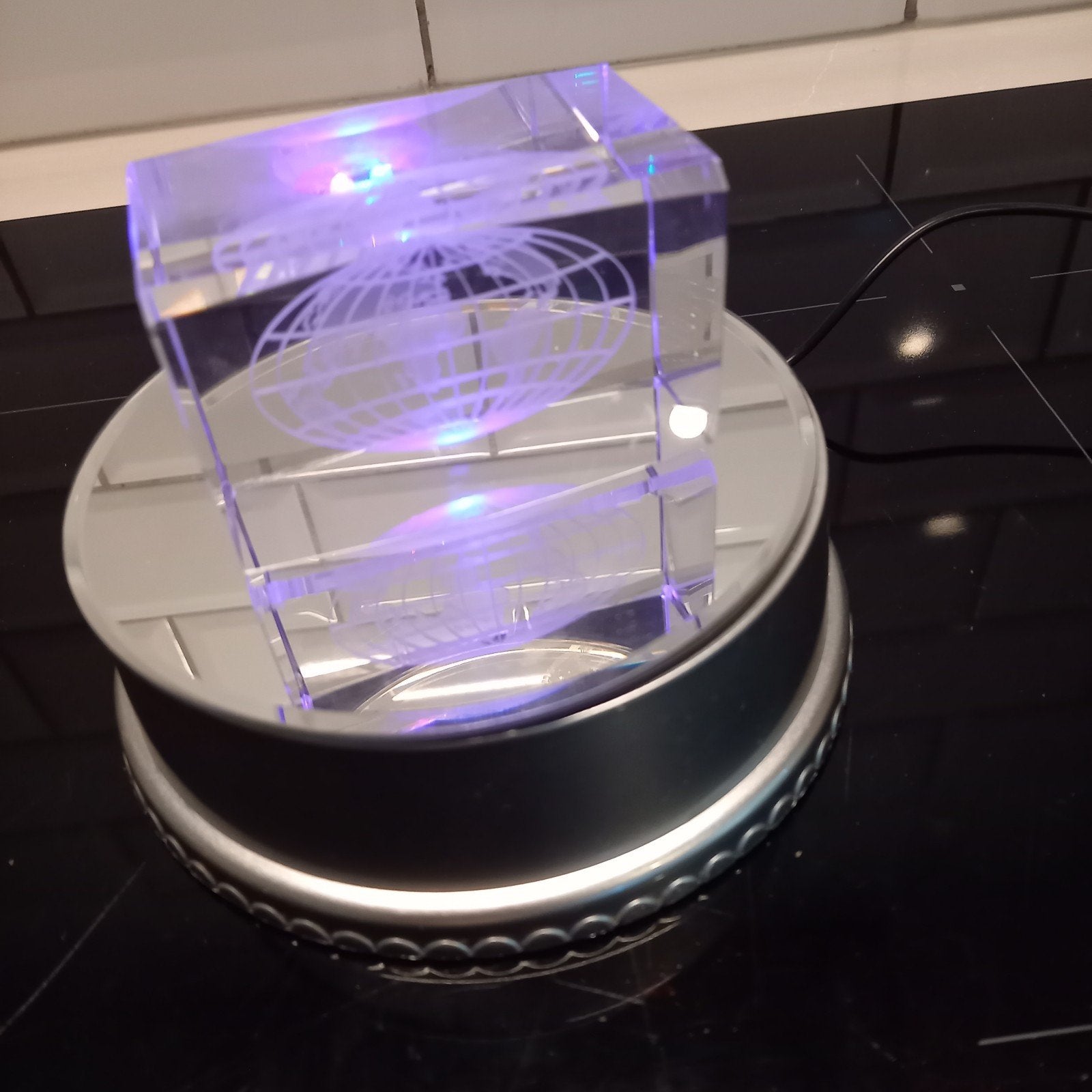 3D Kristallen Wereldbol met  LED-Basis, Ophalen of Verzenden