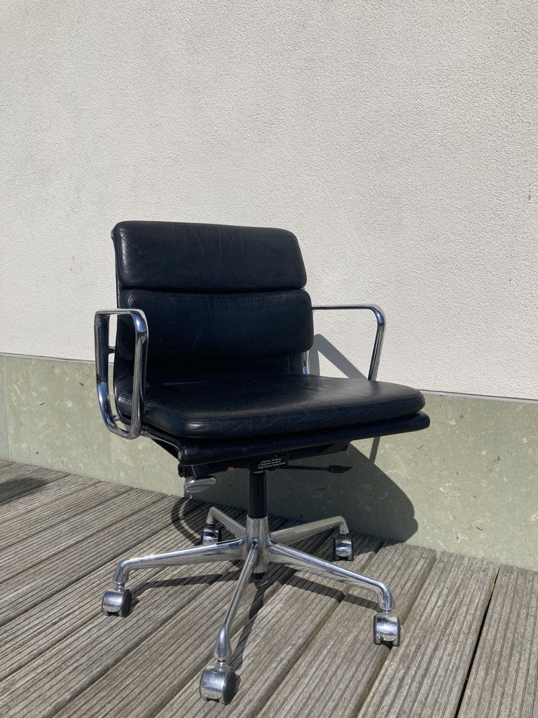 BUREAUSTOELEN VITRA EAMES EA 217 SOFTPAD leer ZWART, Ophalen, Gebruikt, Zwart