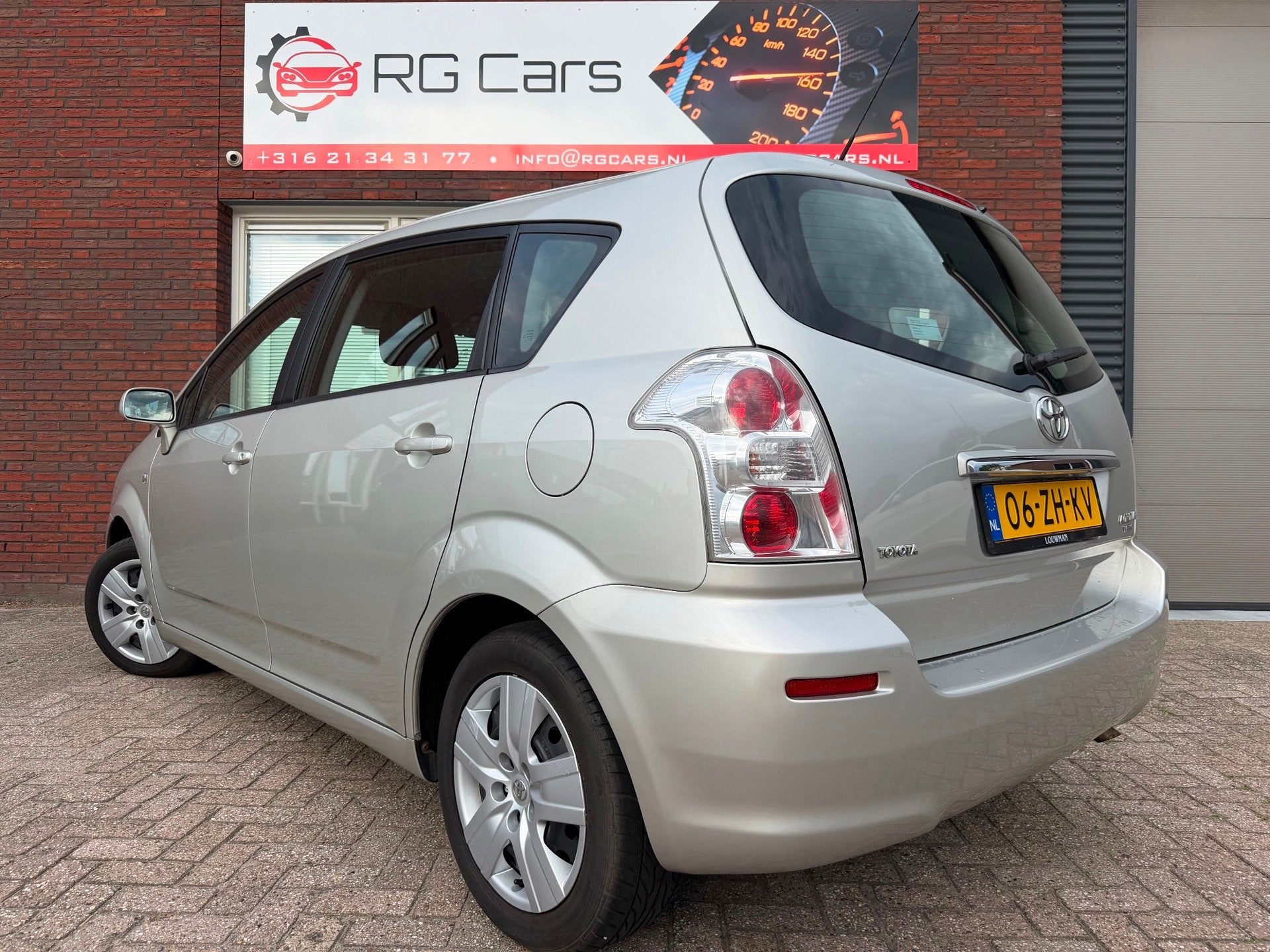 Toyota Verso 1.8 VVT-i Sol / Clima / 1e Eig / Dealer Onderho, Auto's, Gebruikt, 4 cilinders, Origineel Nederlands, Bedrijf