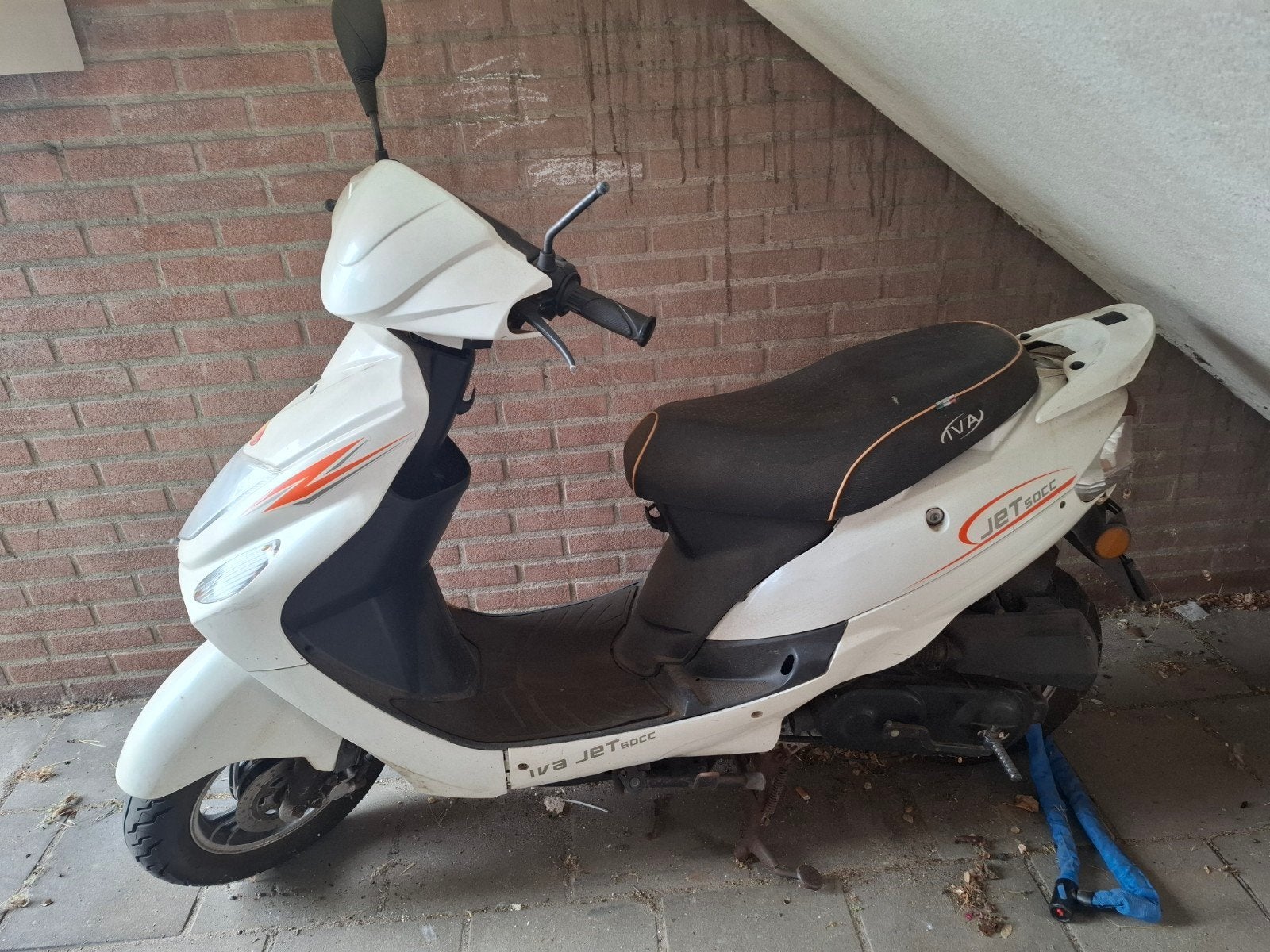 Iva Jet 50cc Scooter - Wit, Fietsen en Brommers, Snorfietsen en Snorscooters, Ophalen, Gebruikt, Benzine, Overige merken
