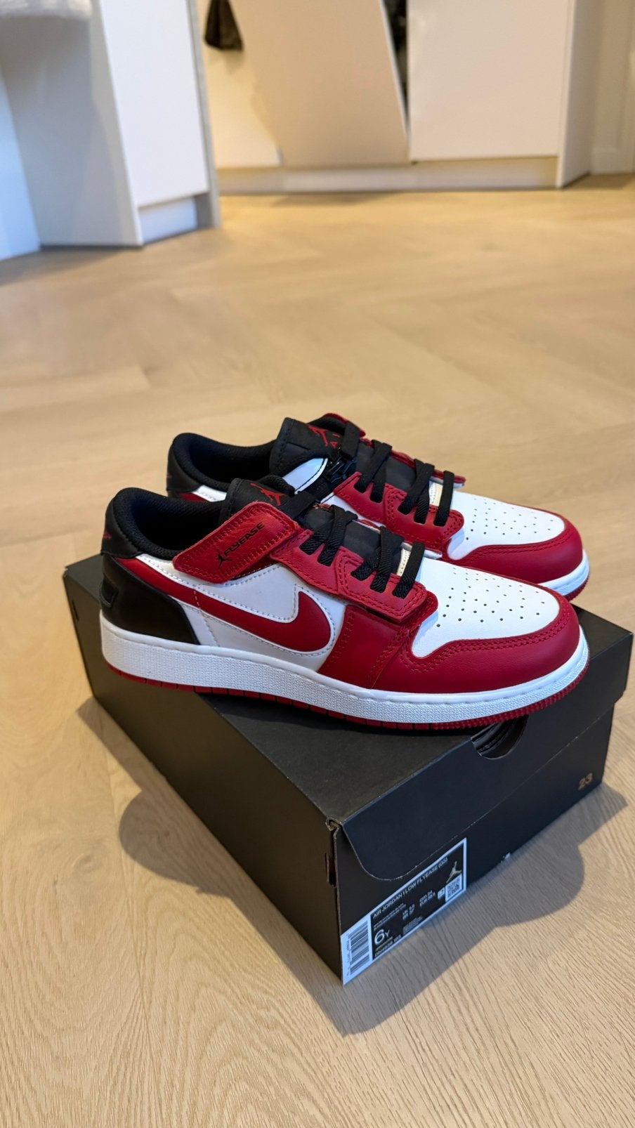 Nike air jordan 1 low flyease (gs), Ophalen, Zo goed als nieuw, Overige kleuren, Veterschoenen