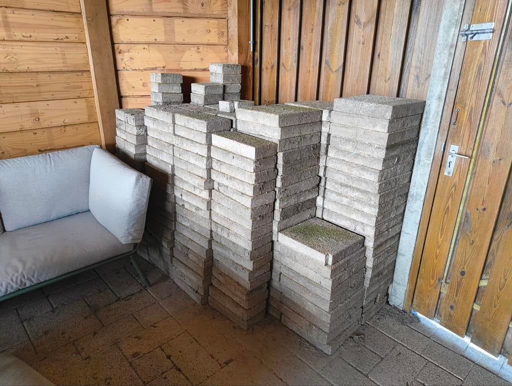 Gratis op te halen, terrastegels, ca. 15 m², Tuin en Terras, Tegels en Klinkers, Ophalen, Gebruikt, 10 m² of meer, Grind