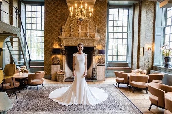 Tweedehands trouwjurk Pronovias style Enol code 2160, Ophalen, Zo goed als nieuw, Wit, Trouwjurk