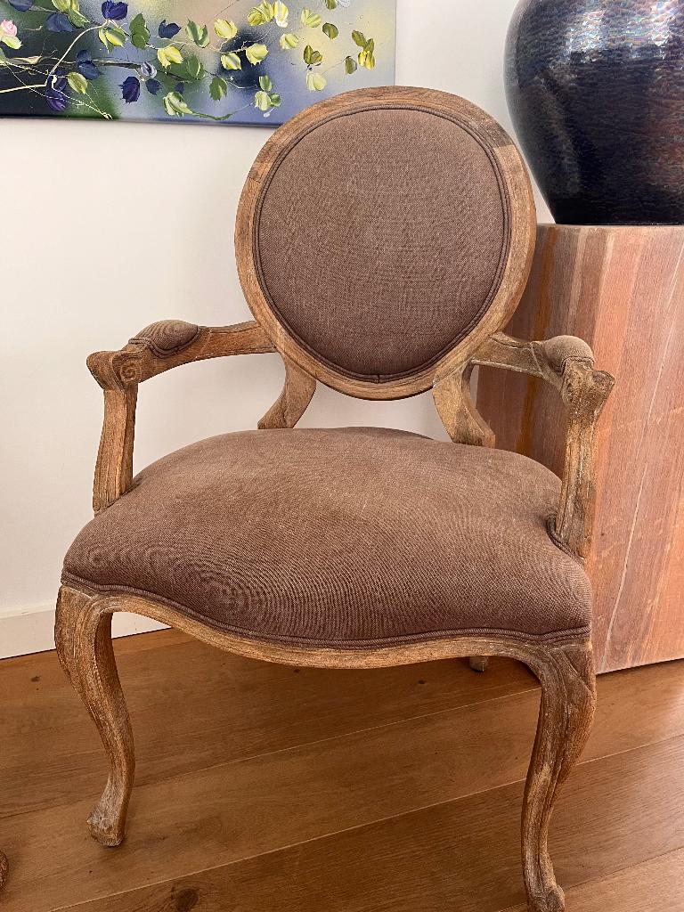 Stoel, Huis en Inrichting, Stoelen, Zo goed als nieuw, Twee, Hout, Stof, Bruin, Ophalen