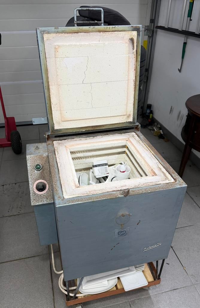 Keramiek oven, Ophalen