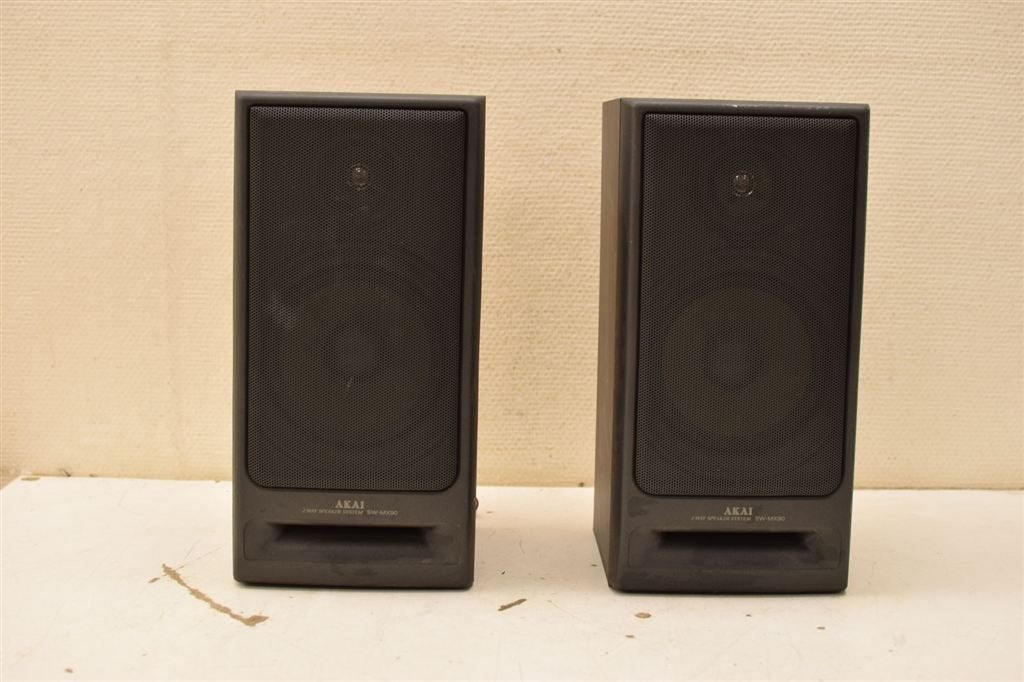 2 Stuks Akai Luidsprekers 46391, Ophalen of Verzenden, Gebruikt, Minder dan 60 watt, Overige merken