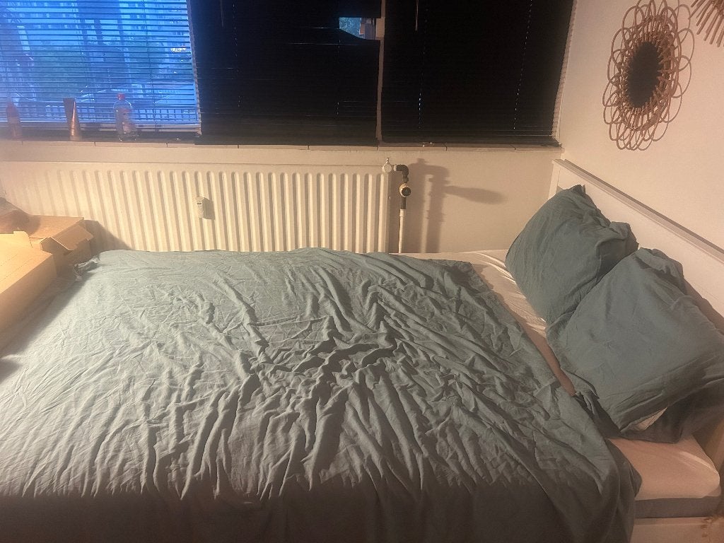 Ikea bed 1.40, Ophalen, Wit, 140 cm, Zo goed als nieuw