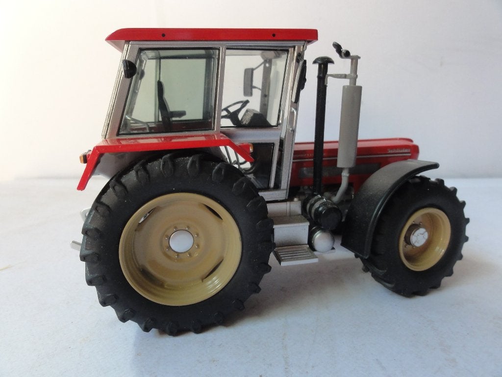 Schlüter 1350 VT6 compact tractor, Verzenden, Zo goed als nieuw, 1:32 tot 1:50