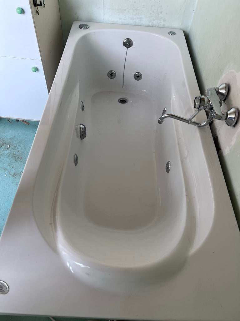 Bubbelbad Plieger 170x77 - Zelf demonteren, Ophalen, Zo goed als nieuw