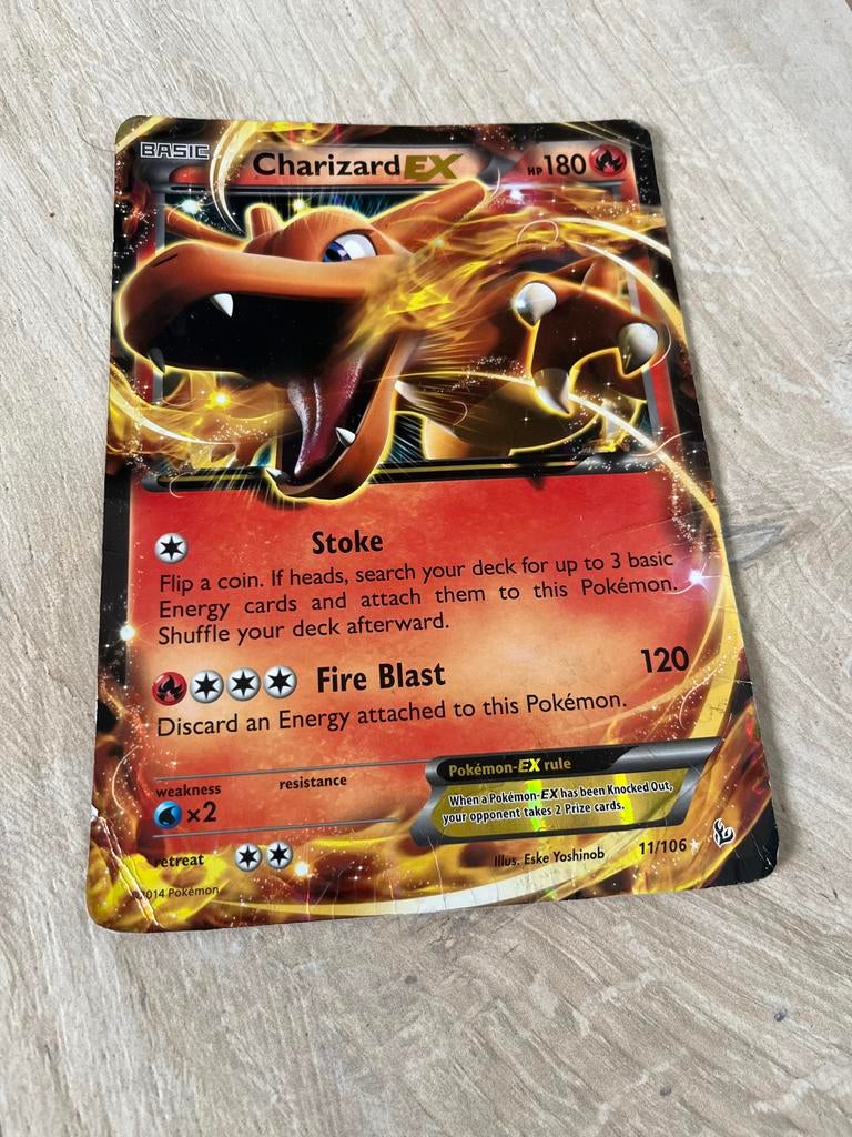 Charizard ex grote kaart - Beschadigd, Ophalen of Verzenden, Gebruikt, Losse kaart