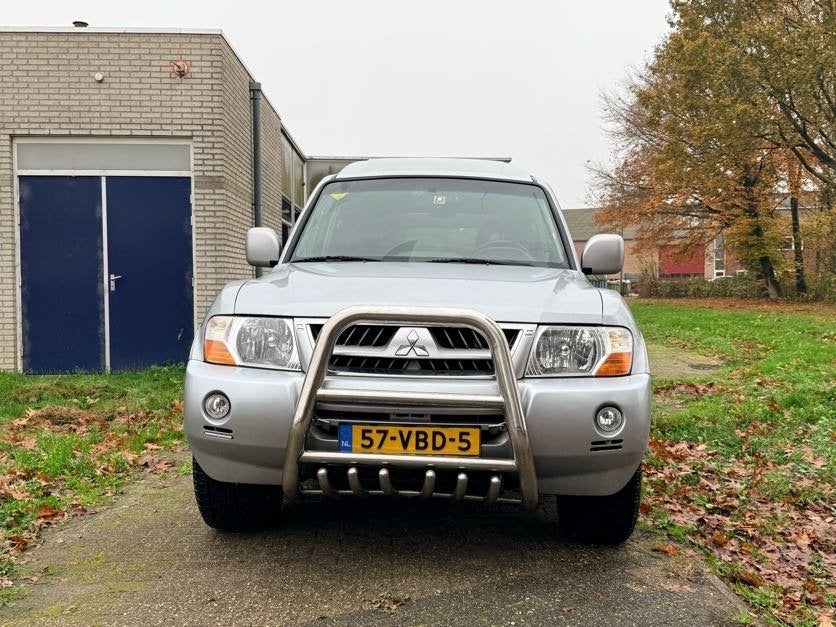 Mitsubishi Pajero 3.2 Di-D GLS LB SW (bj 2006, automaat), Auto's, Mitsubishi, Gebruikt, Bedrijf, Diesel, 2 stoelen