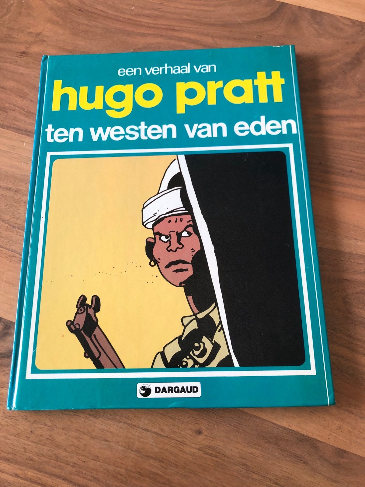 Hugo Pratt - Ten Westen van Eden - Stripboek Dargaud, Boeken, Stripboeken, Eén stripboek, Ophalen of Verzenden, Gelezen