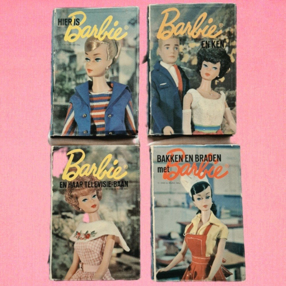 4 vintage Barbie boeken 1966 collectors item, Verzamelen, Ophalen of Verzenden, Gebruikt