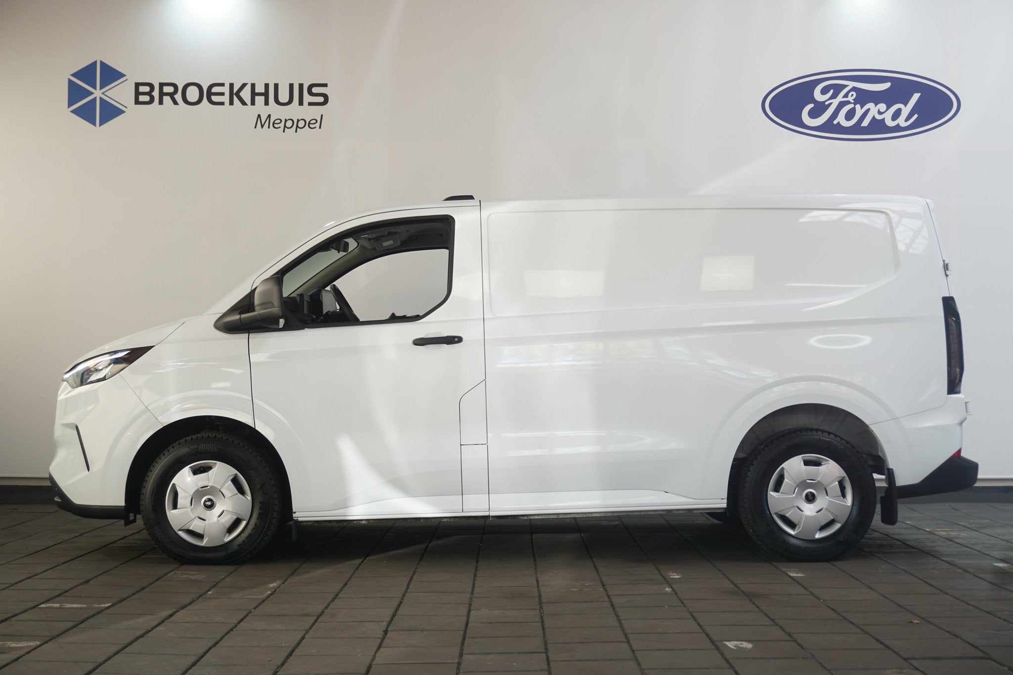 Ford Transit Custom 280 2.0 TDCI L1H1 Trend, 1803 kg, Gebruikt, Euro 6, 4 cilinders