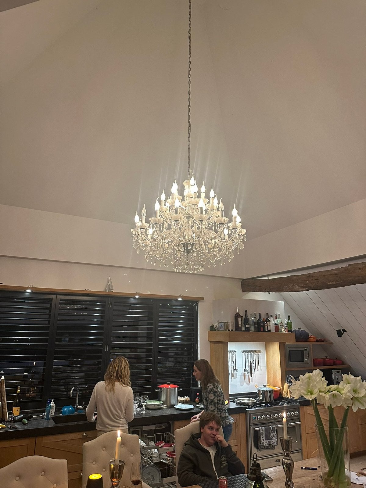 Grote moderne kroonluchter 90 cm met led kaarsen dimbaar, Ophalen, Zo goed als nieuw