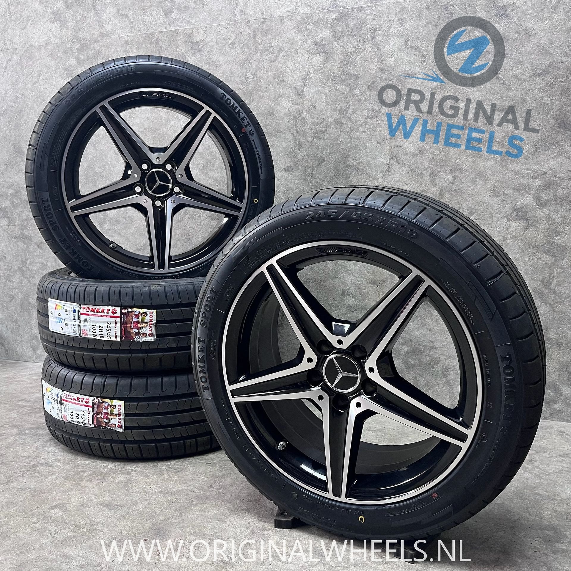 18 inch originele AMG velgen + zomerbanden Mercedes Vito, Auto-onderdelen, Banden en Velgen, 18 inch, -, -, Banden en Velgen