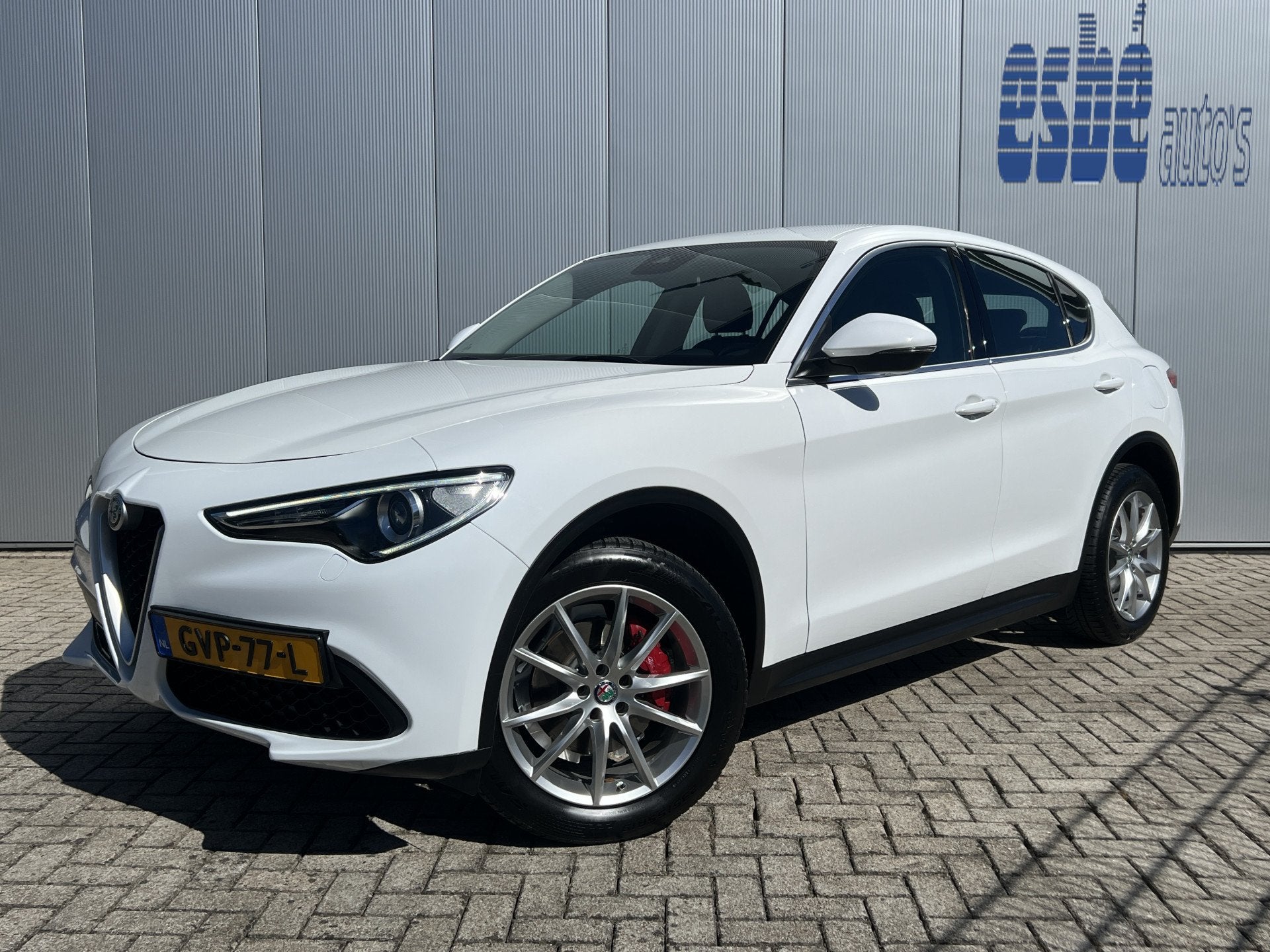 Alfa Romeo Stelvio 2.0 T 280 pk Q4 AWD First Edition Xenon N, Auto's, Automaat, 4 cilinders, Met garantie (alle), Bi-Xenon koplampen
