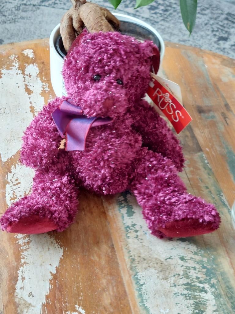 Russ paarse teddybeer met strik, Ophalen of Verzenden, Nieuw, Beer