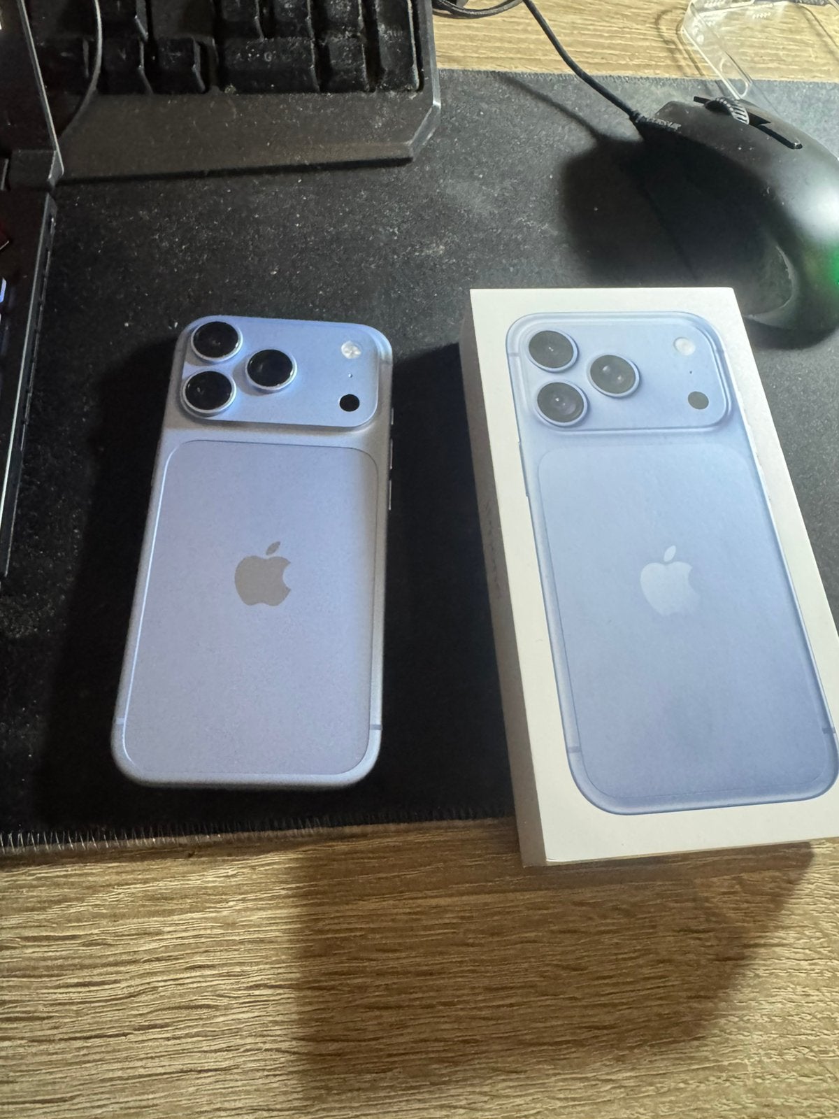 Iphone 18 pro lichtblauw 256GB, Telecommunicatie, 256 GB, Blauw, Ophalen of Verzenden, Zo goed als nieuw