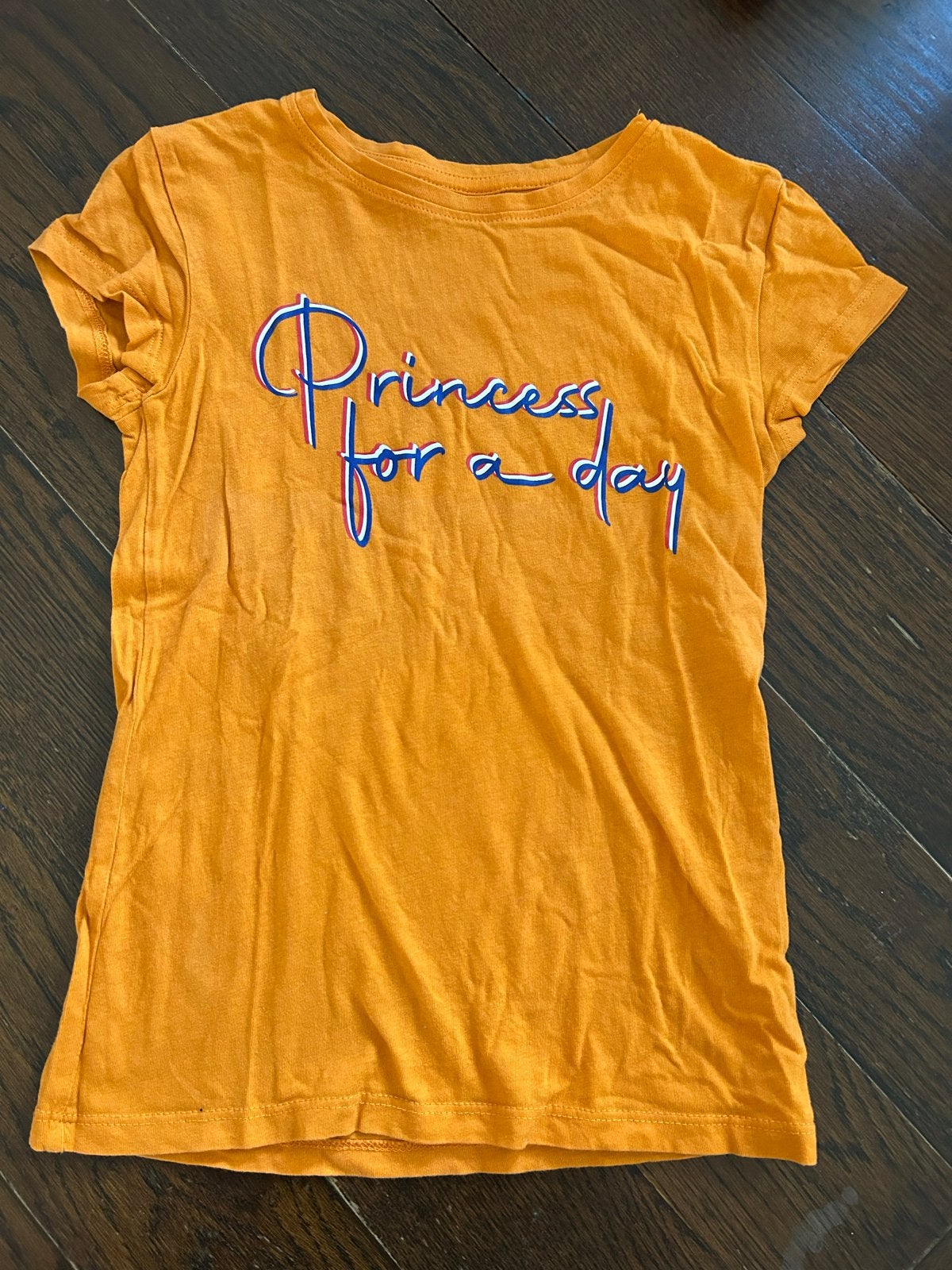 Oranje T-shirt 'Princess for a day' maat 122/128, Ophalen of Verzenden, Gebruikt, Meisje, Shirt of Longsleeve