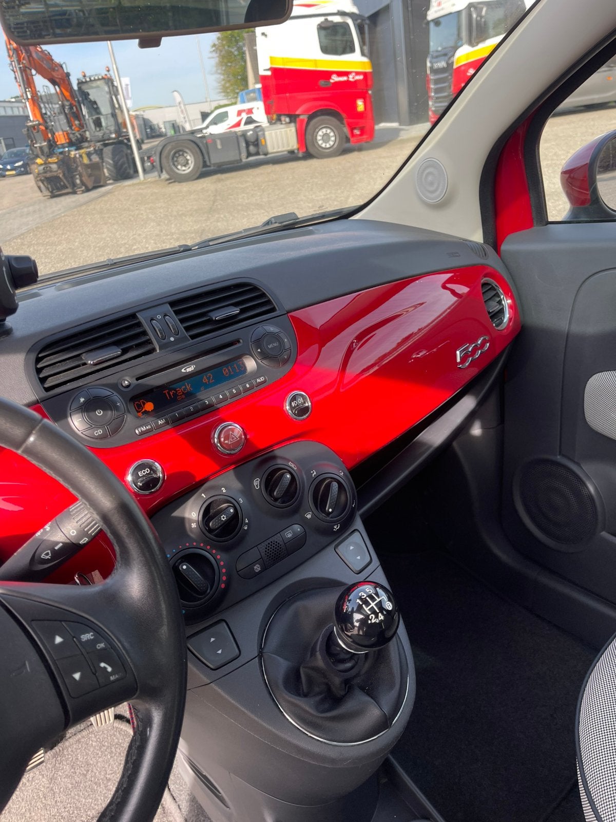 Foto 13 van Fiat 500 0.9 85pk Twinair Turbo 2012 Rood