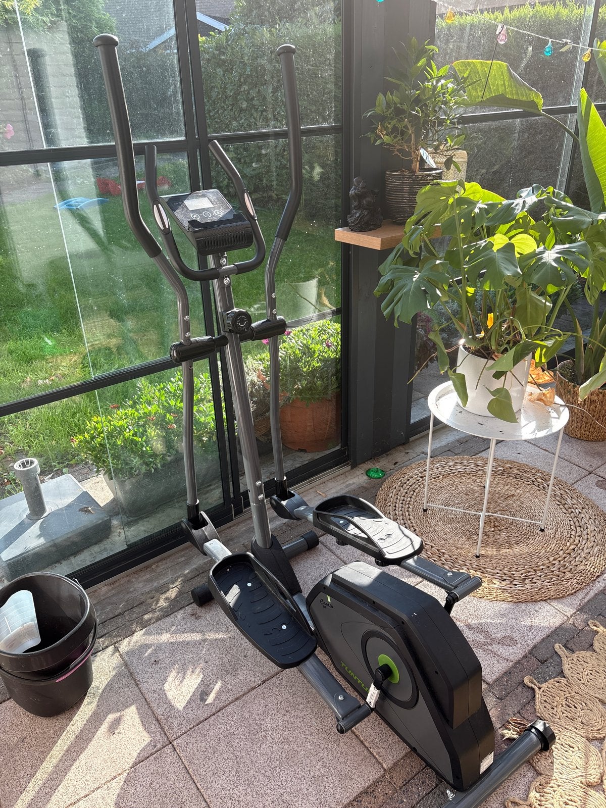 Tunturi Cardio Fit C30 Crosstrainer - Zo goed als nieuw, Sport en Fitness, Armen, Ophalen of Verzenden, Zo goed als nieuw, Crosstrainer