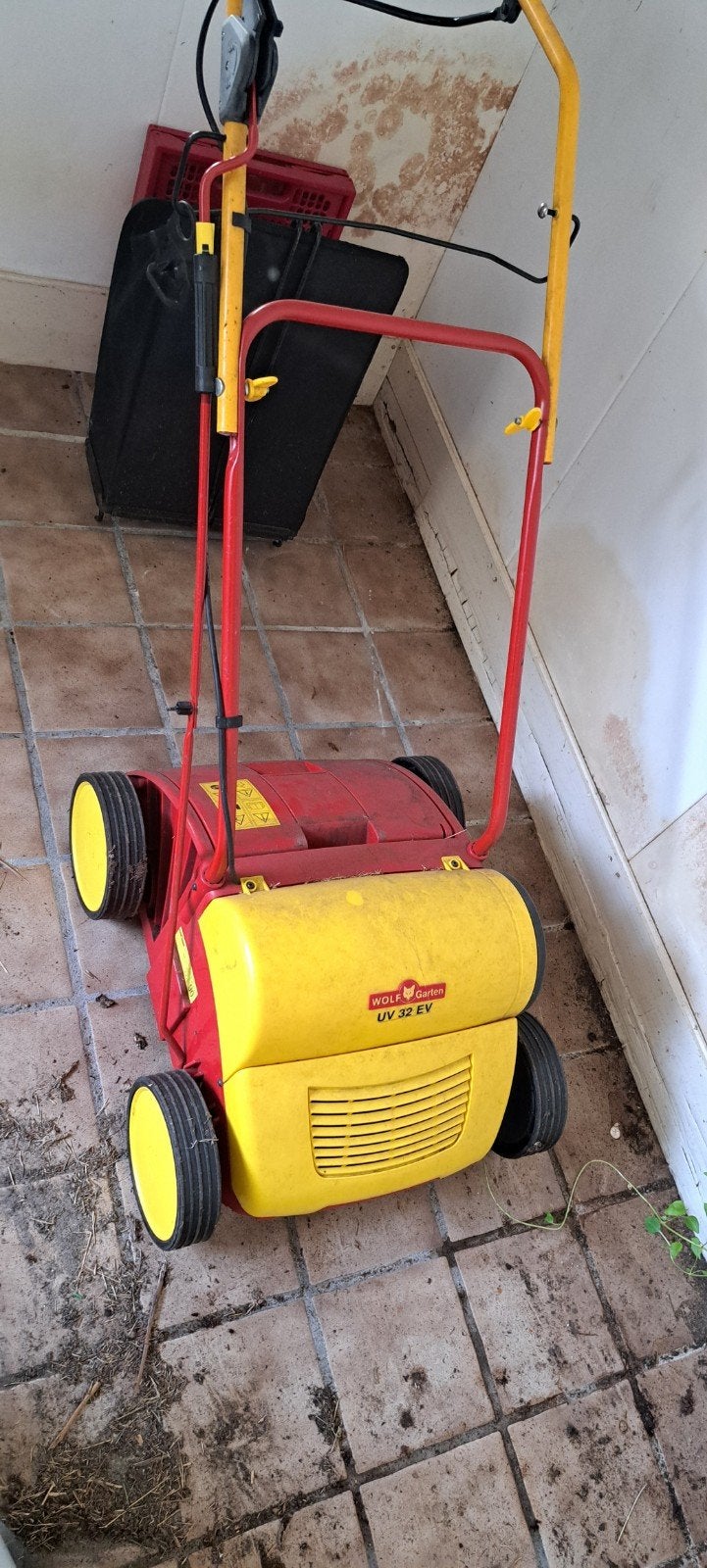 Wolf Garten UV 32 EV elektrische verticuteermachine, Tuin en Terras, Ophalen, Elektrische grasmaaier, 30 t/m 39 cm, Wolf Garten