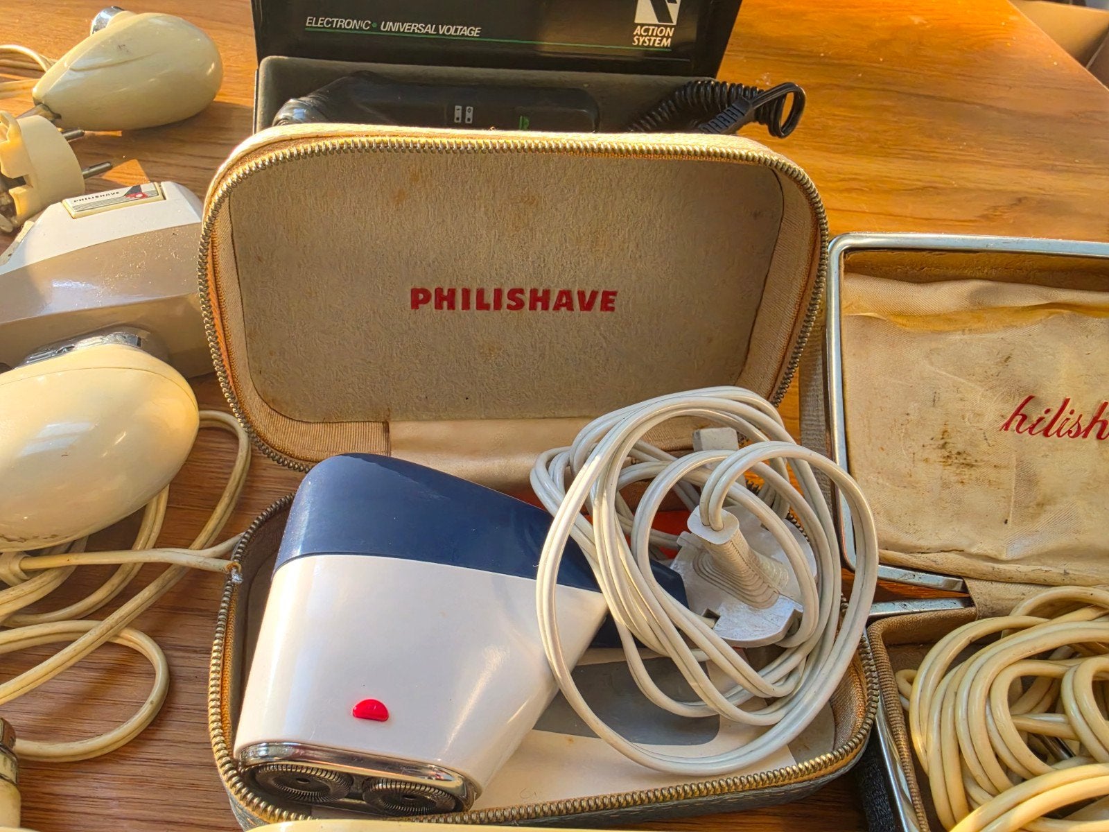 Lot Philishave, Philips en Braun scheerapparaten, Witgoed en Apparatuur, Persoonlijke-verzorgingsapparatuur, Ophalen of Verzenden