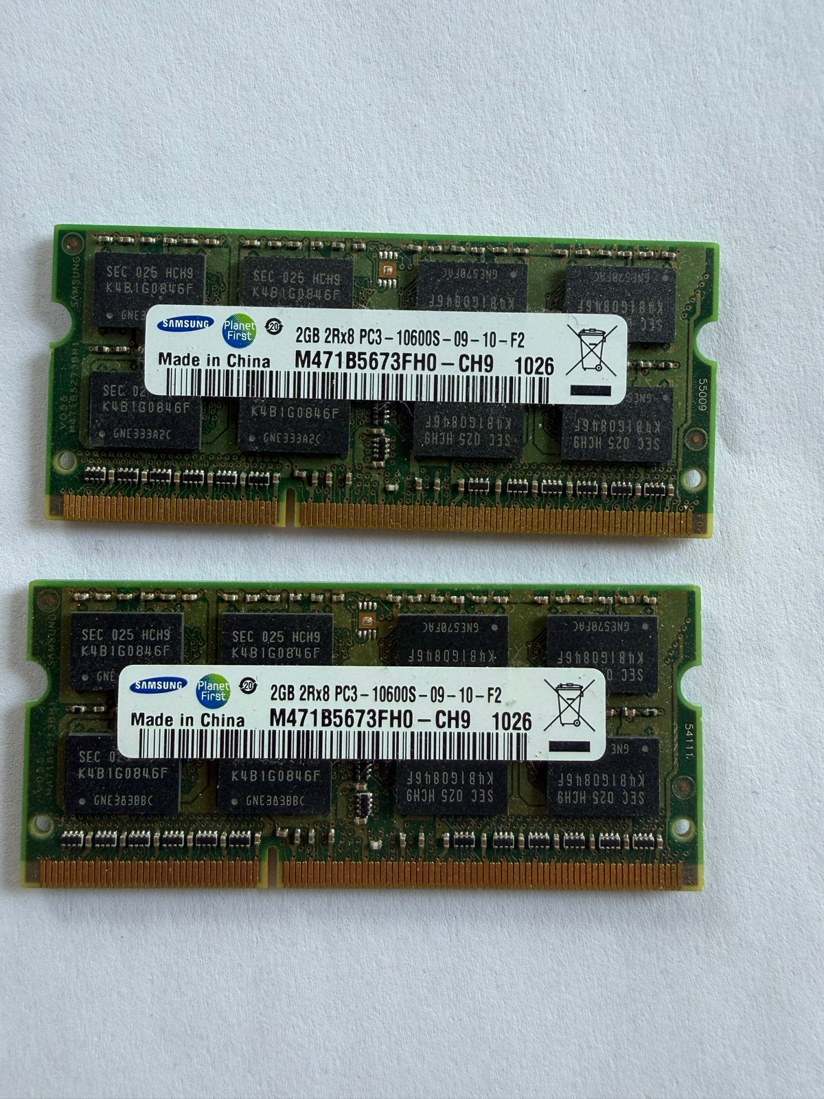 Samsung 2x 2GB DDR3 2Rx8 RAM Geheugen voor Laptop, Gebruikt, DDR3, Ophalen of Verzenden, Laptop