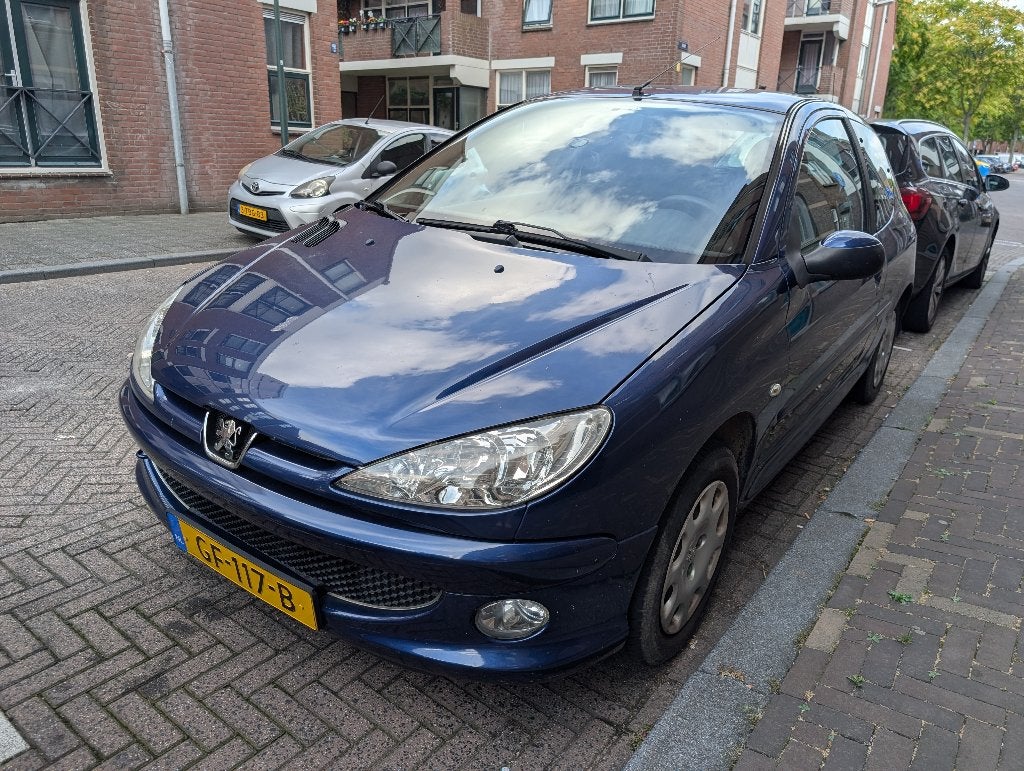 Peugeot 206 1.4 3D 2007 - Airco / Cruise control / 193975 km, Voorwielaandrijving, Stof, 31 €/maand, 4 cilinders