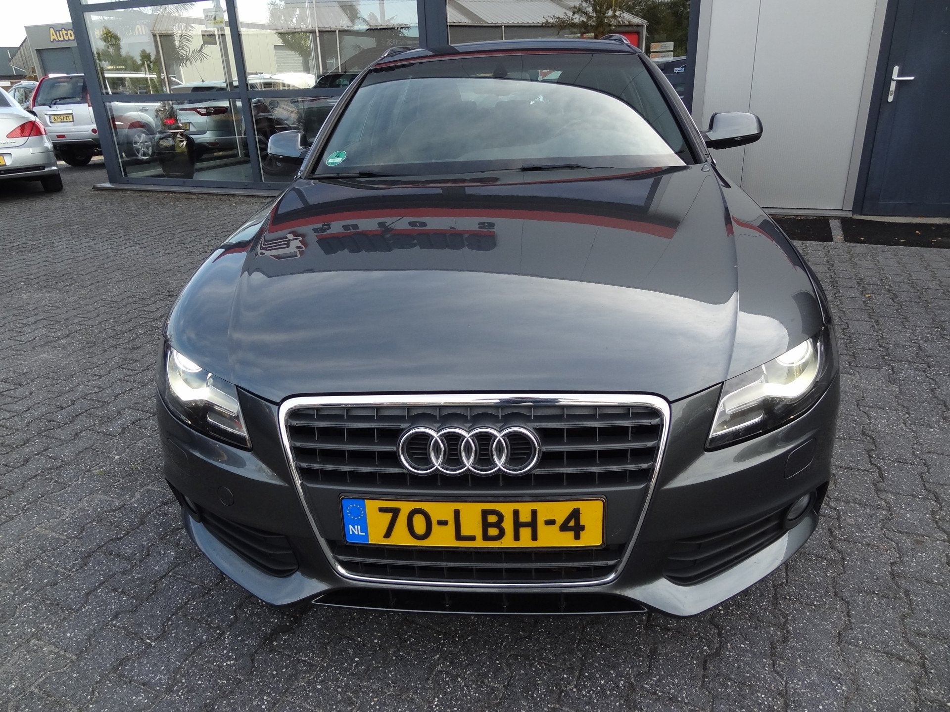 Audi A4 1.8 | 2X S-LINE | NL-AUTO | NAVI | CRUISE | LMV |, Auto's, Euro 5, 1490 kg, Gebruikt, Zwart