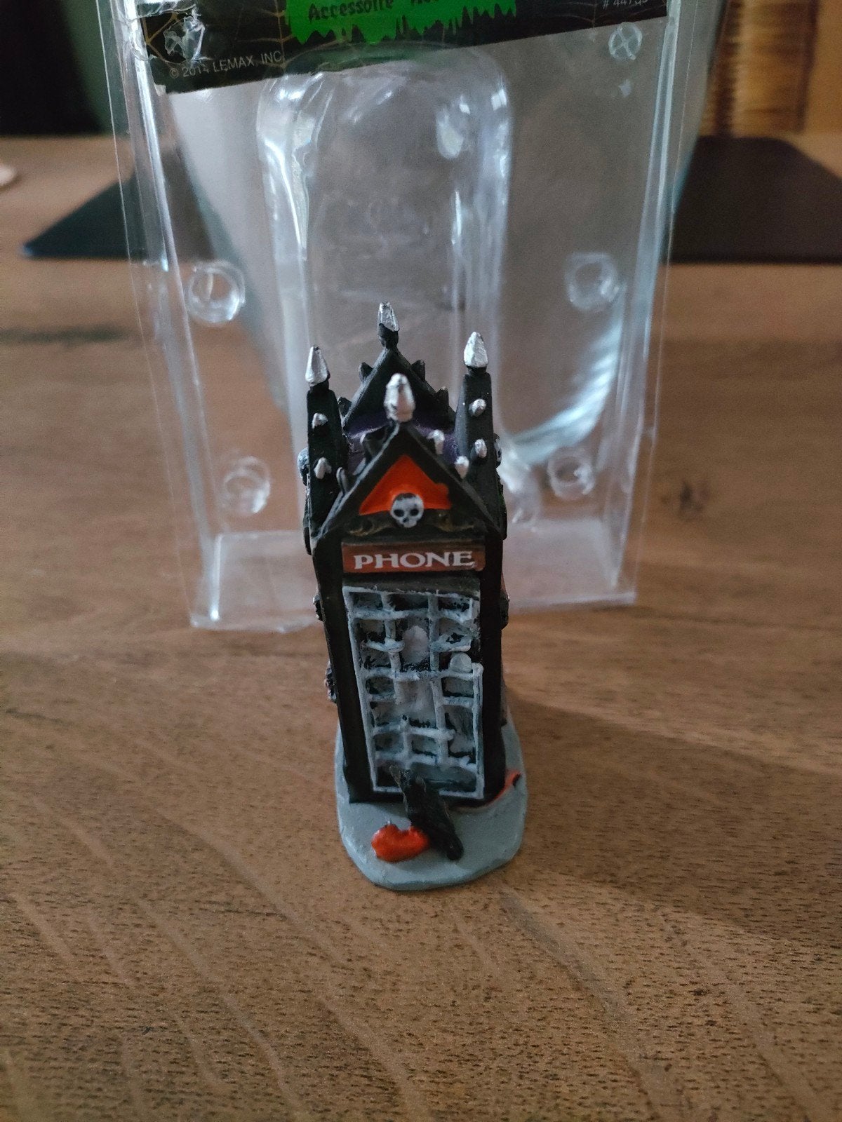 lemax spooky town phoneboot, Ophalen