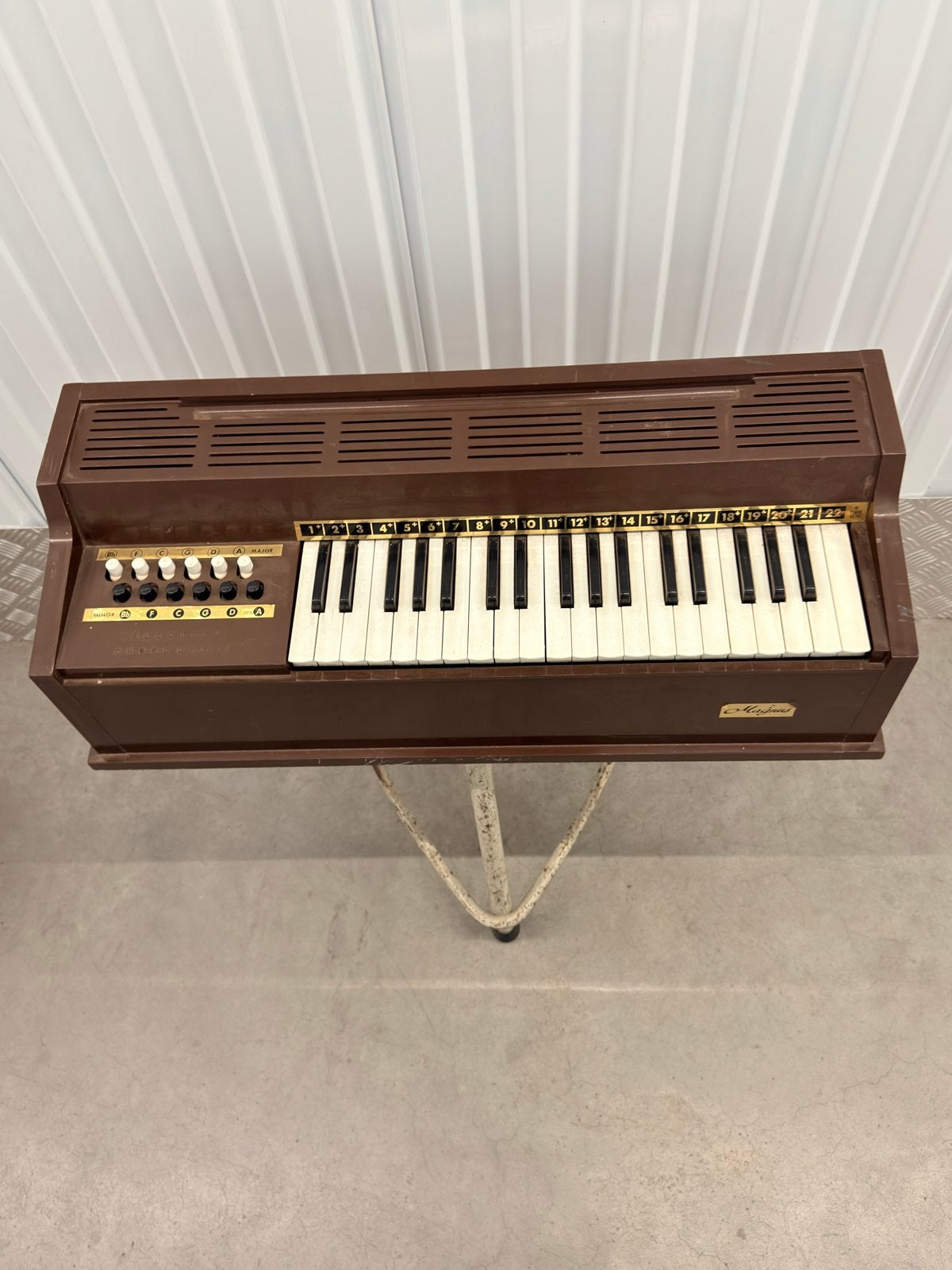 Magnus Orgel met poten - Vintage Elektrisch Akkoordenorgel, Ophalen, Gebruikt, 1 klavier, Orgel