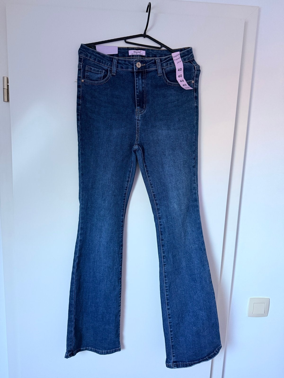 Nieuwe Daysie Flared Jeans Maat 40, Verzenden, Nieuw, Blauw, W30 - W32 (confectie 38/40)
