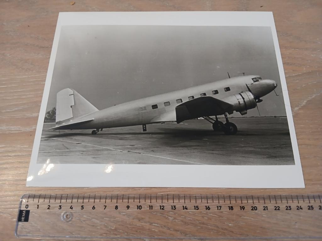 Douglas DC-2 vliegtuig foto 20x25cm Luchtvaart KLM uiver, Verzamelen, Ophalen of Verzenden, Zo goed als nieuw, Kaart, Foto of Prent