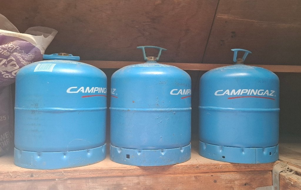 Gasflessen 3x (nog 2 beschikbaar), Caravans en Kamperen, Ophalen, Gebruikt