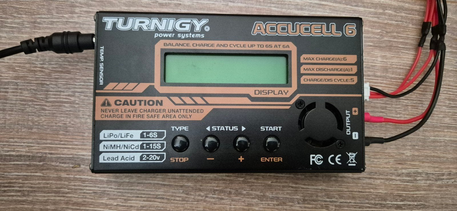 Turnigy Accucel-6 50W 6A Balancer, Ophalen of Verzenden, Zo goed als nieuw, Groter dan 1:72, Overige merken