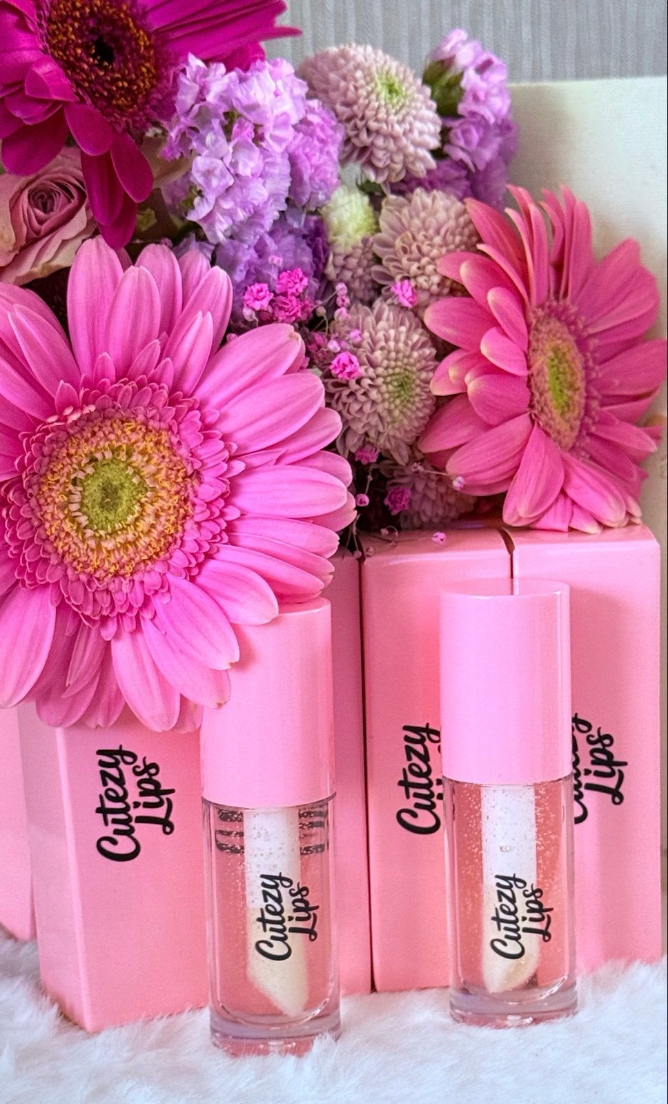 Cutey Lips Lipgloss - Roze, Lippen, Nieuw, Ophalen of Verzenden, Make-up