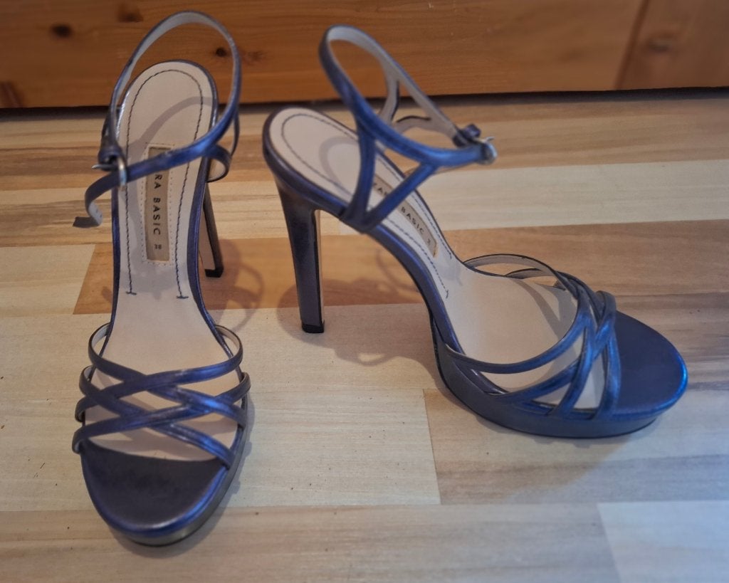 Zara basic hoge pumps, Kleding | Dames, Schoenen, Pumps, Blauw, Zara, Ophalen of Verzenden