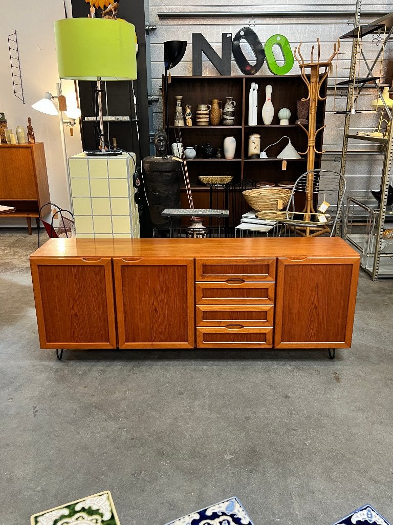 Vintage tv meubel / dressoir, teakhout, Duitsland 1970's, Ophalen, Vintage, Design, Midcentury, MCM, Duits, Gebruikt, 150 tot 200 cm