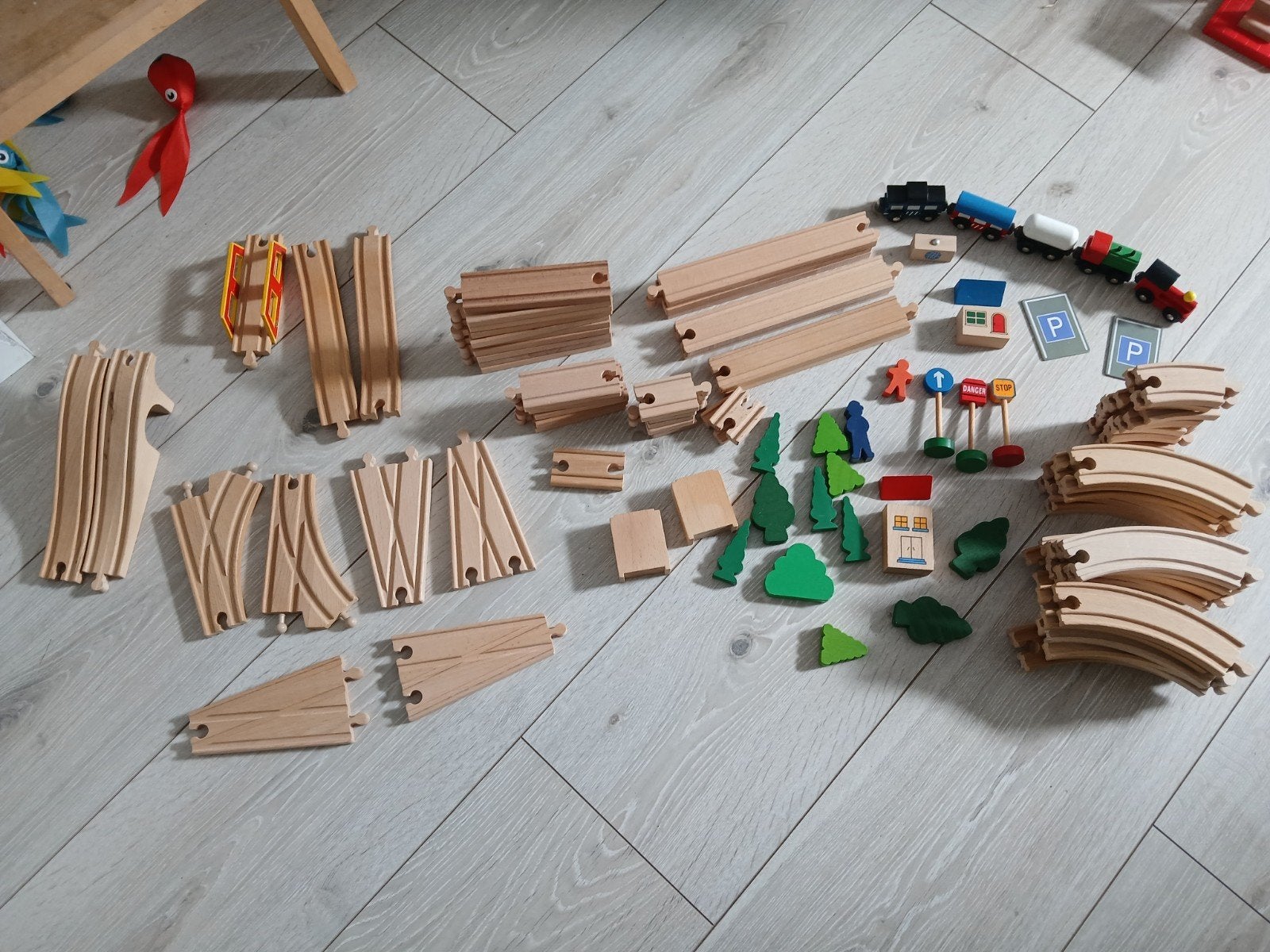 Vintage en Ikea houten treinbaan met accessoires, Ophalen of Verzenden, Gebruikt